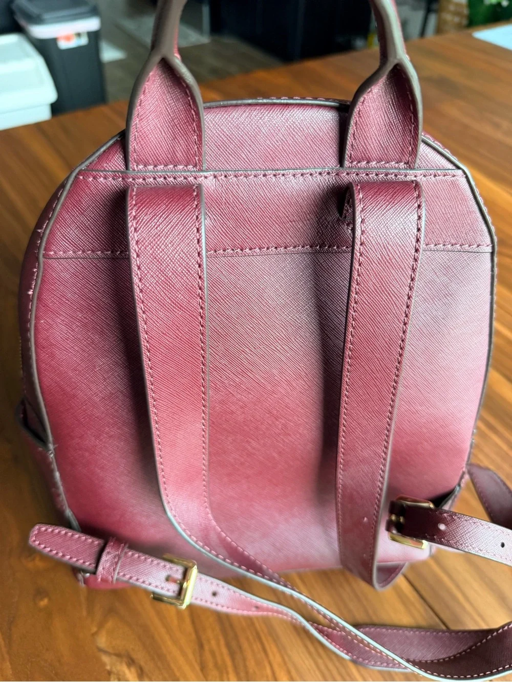 Michael Kors Abbey Hearts Studded Saffiano Leather Burgundy Backpack and Pouch - Picture 3 of 9